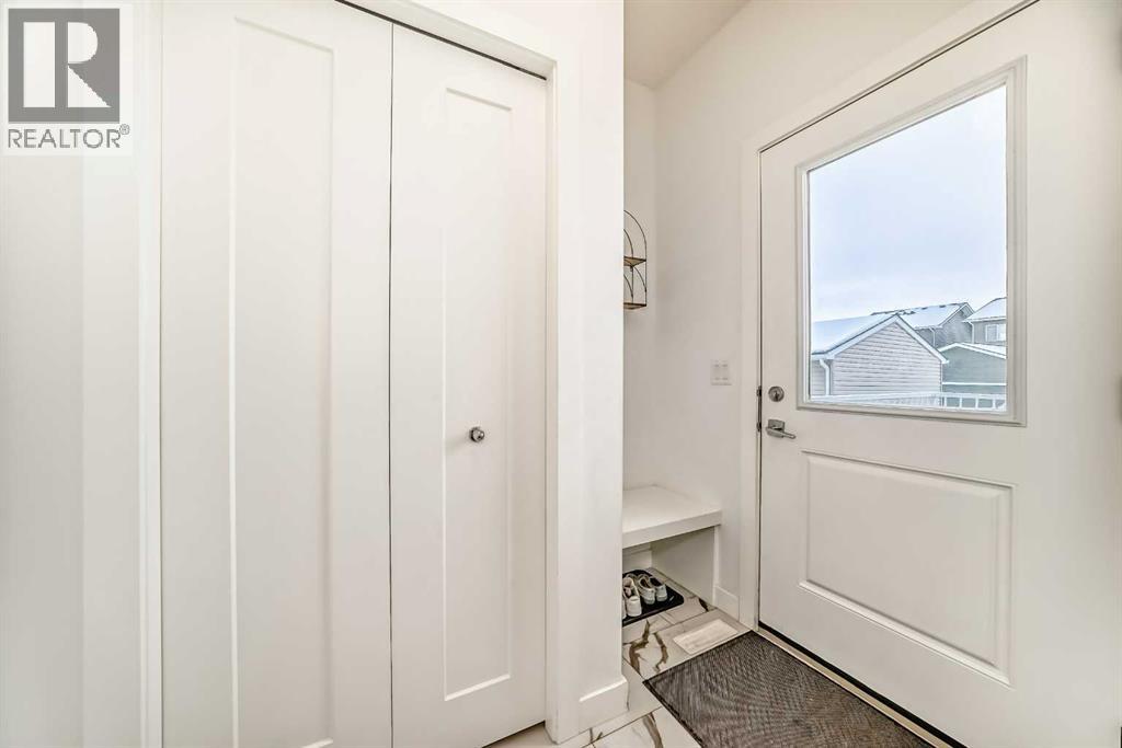 106 Dawson Harbour Grove, Chestermere, Alberta  T1X 2S4 - Photo 19 - A2310343