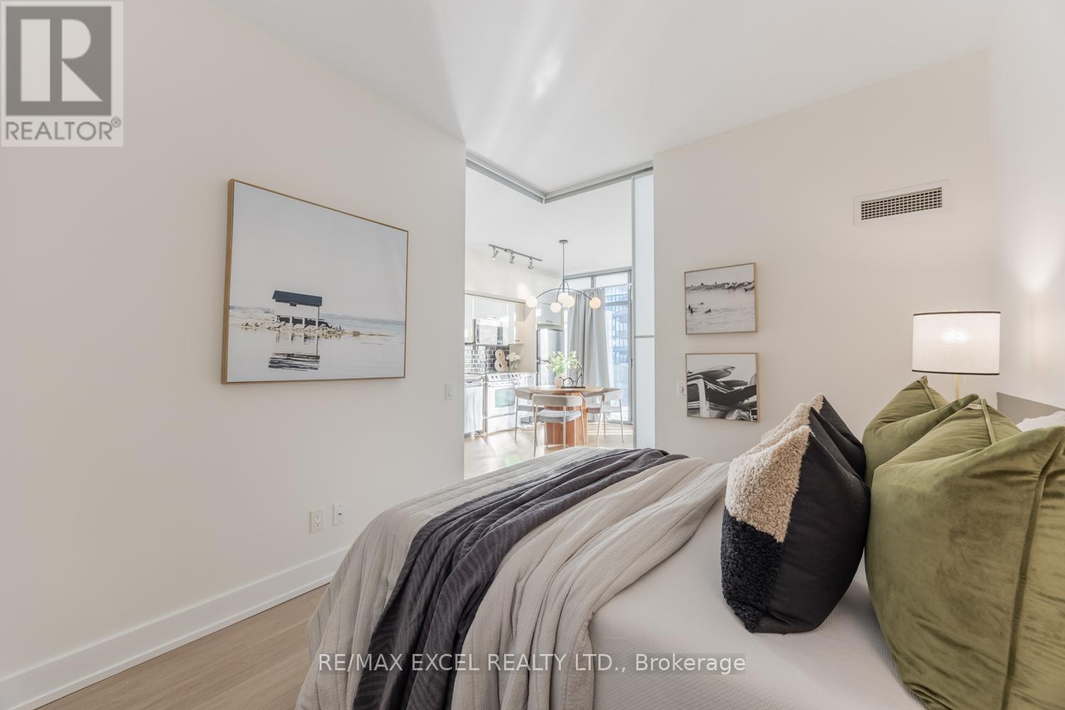 3709 - 33 Charles Street E, Toronto, Ontario  M4Y 1R9 - Photo 17 - C13125044