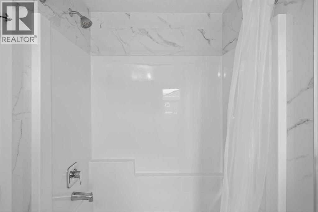 12 Heirloom Crescent SE, Calgary, Alberta  T3S 0G9 - Photo 26 - A2298841