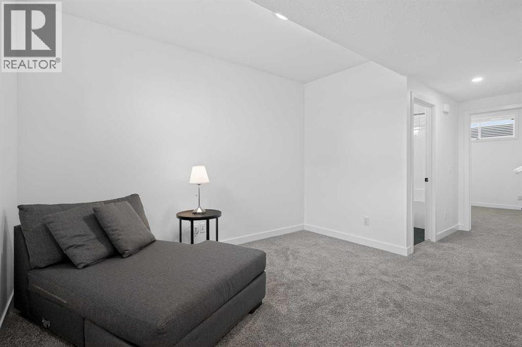12 Heirloom Crescent SE, Calgary, Alberta  T3S 0G9 - Photo 35 - A2298841