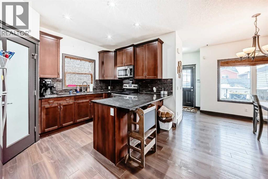 17 Redstone Common Ne, Calgary, Alberta  T3N 0K3 - Photo 13 - A2299825