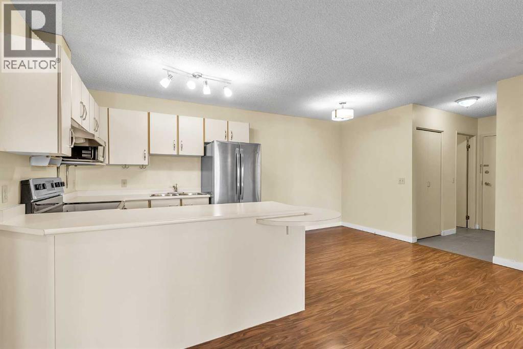 1332, 1332 Edenwold Heights NW, Calgary, Alberta  T3A 3T5 - Photo 9 - A2310964