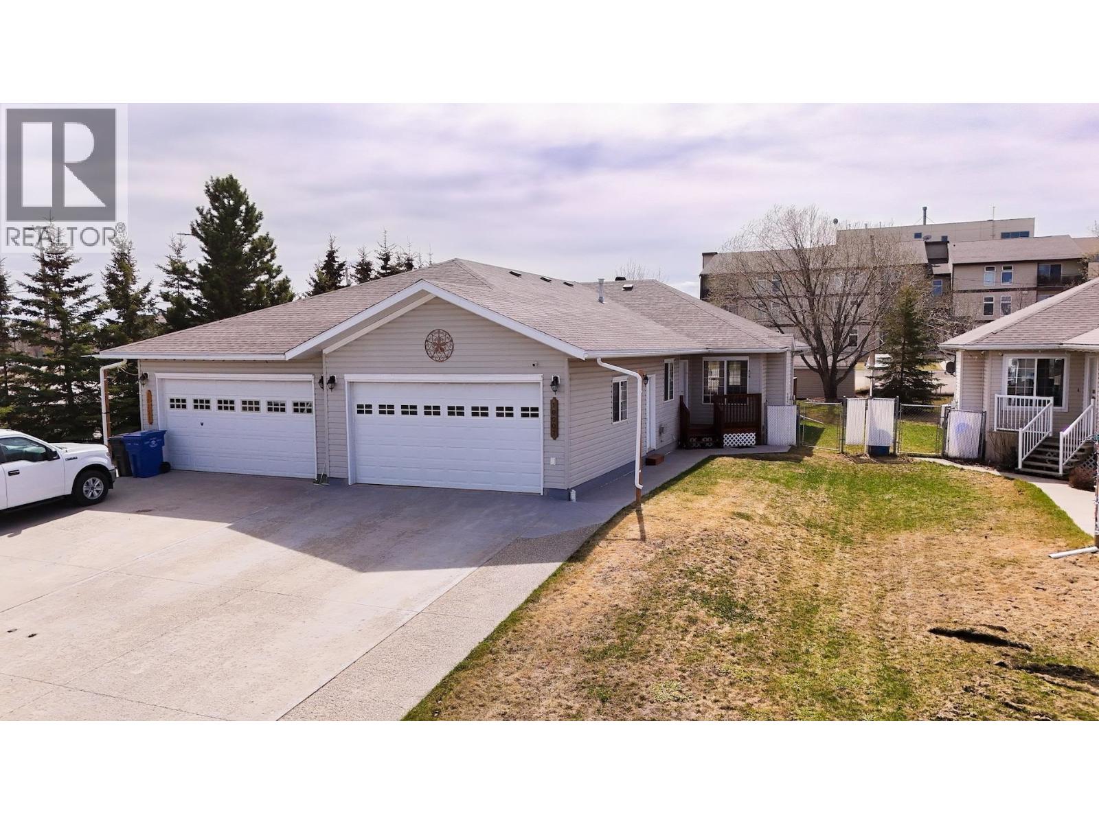 A 10007 111 Avenue, Fort St. John, British Columbia  V1J 4S6 - Photo 1 - R3123494