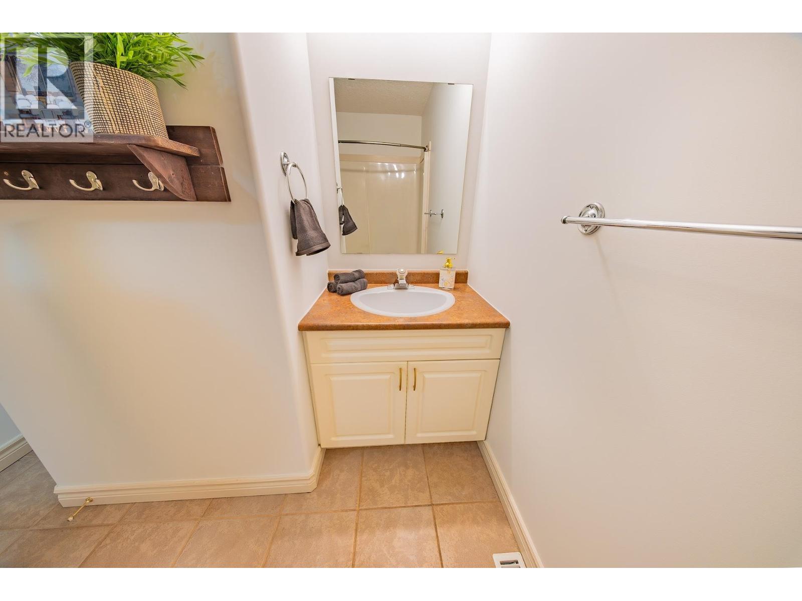 A 10007 111 Avenue, Fort St. John, British Columbia  V1J 4S6 - Photo 17 - R3123494