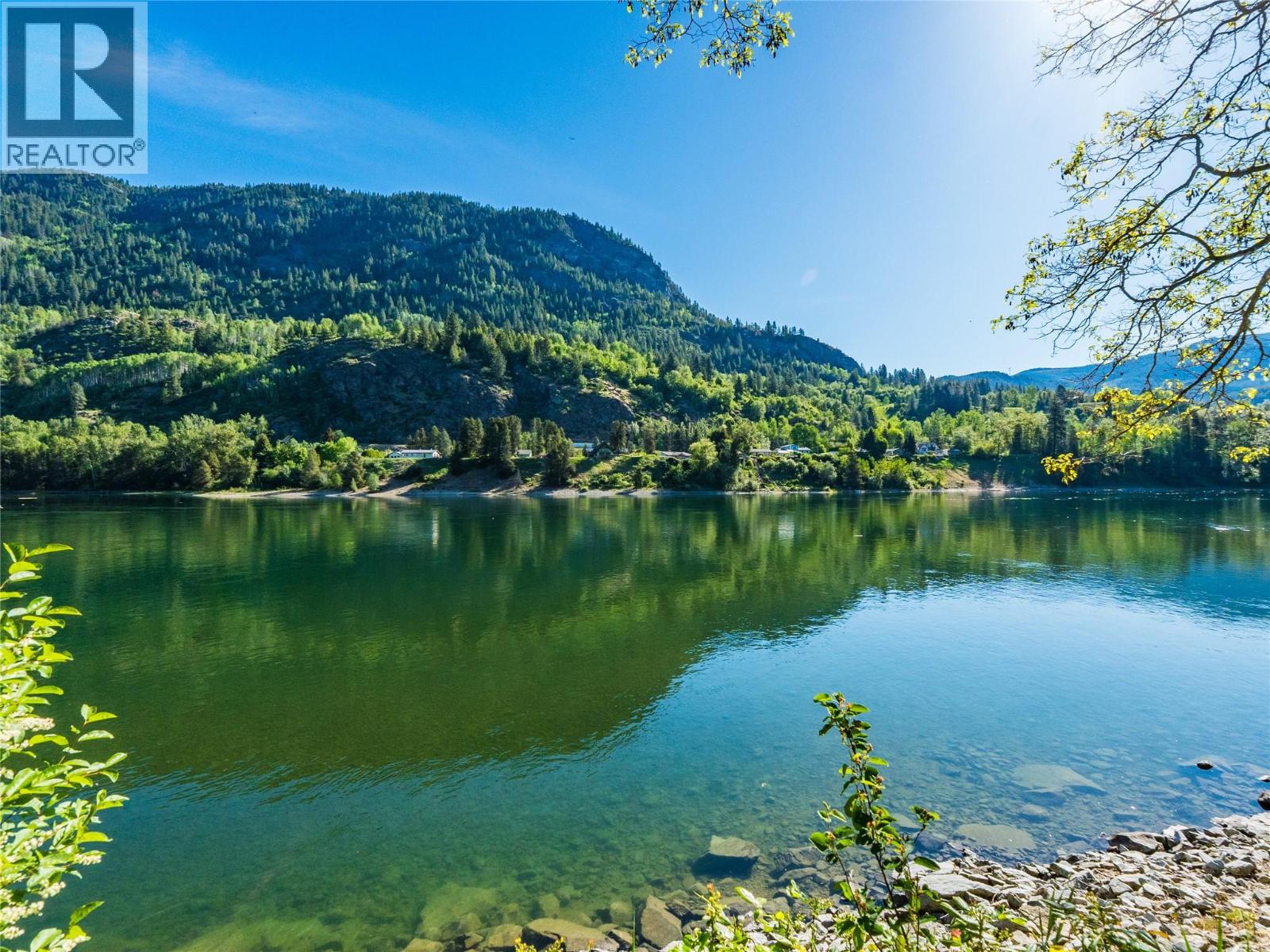 225 2nd Avenue, Castlegar, British Columbia  V1N 3C2 - Photo 14 - 10386871