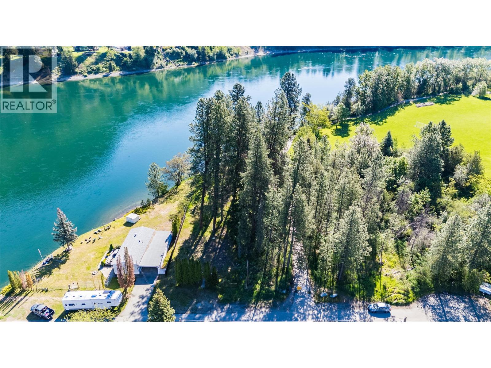 225 2nd Avenue, Castlegar, British Columbia  V1N 3C2 - Photo 15 - 10386871