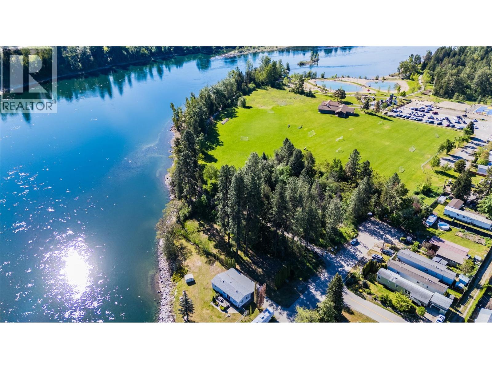 225 2nd Avenue, Castlegar, British Columbia  V1N 3C2 - Photo 18 - 10386871