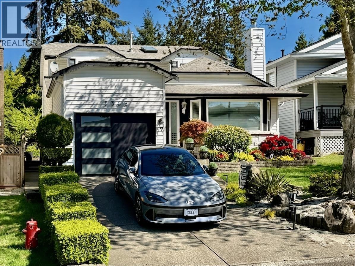3362 MANNING CRESCENT, North Vancouver, British Columbia