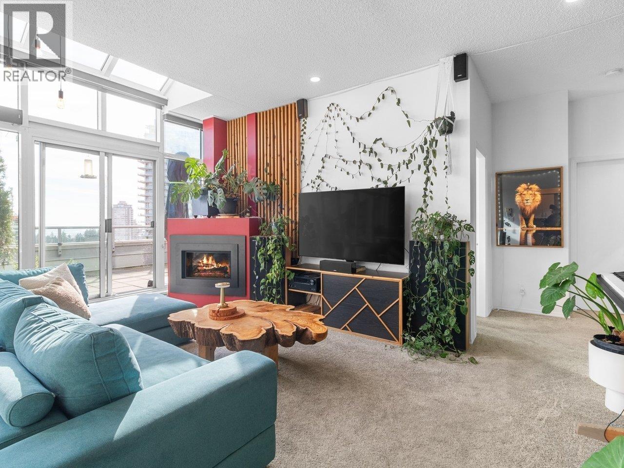 2401 6055 Nelson Avenue, Burnaby, British Columbia  V5H 4L4 - Photo 3 - R3123401
