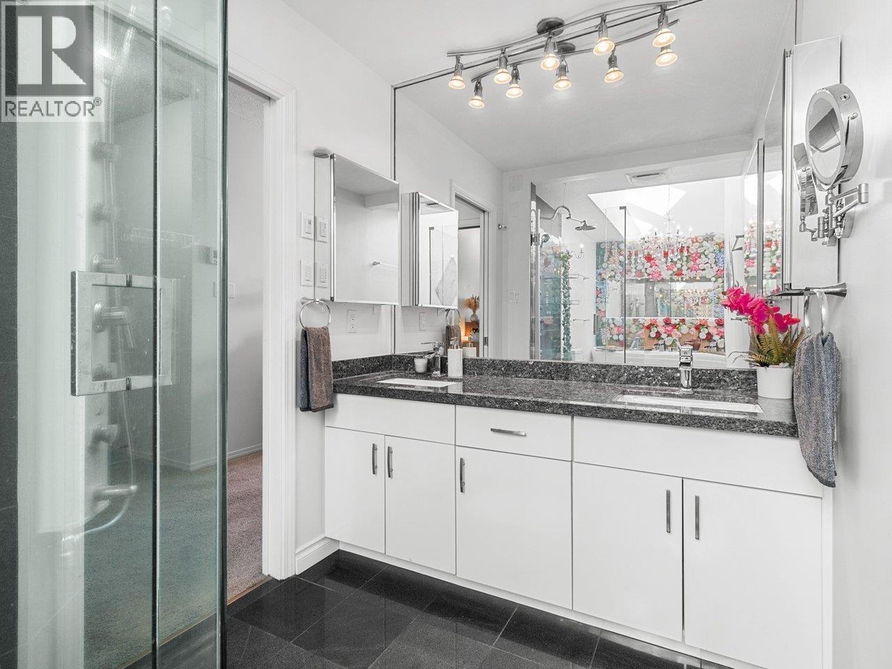 2401 6055 Nelson Avenue, Burnaby, British Columbia  V5H 4L4 - Photo 19 - R3123401