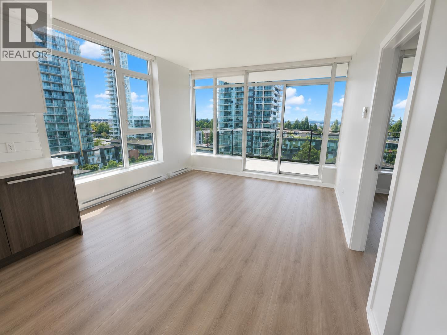908 4900 Lennox Lane, Burnaby, British Columbia  V5H 0G9 - Photo 4 - R3123361