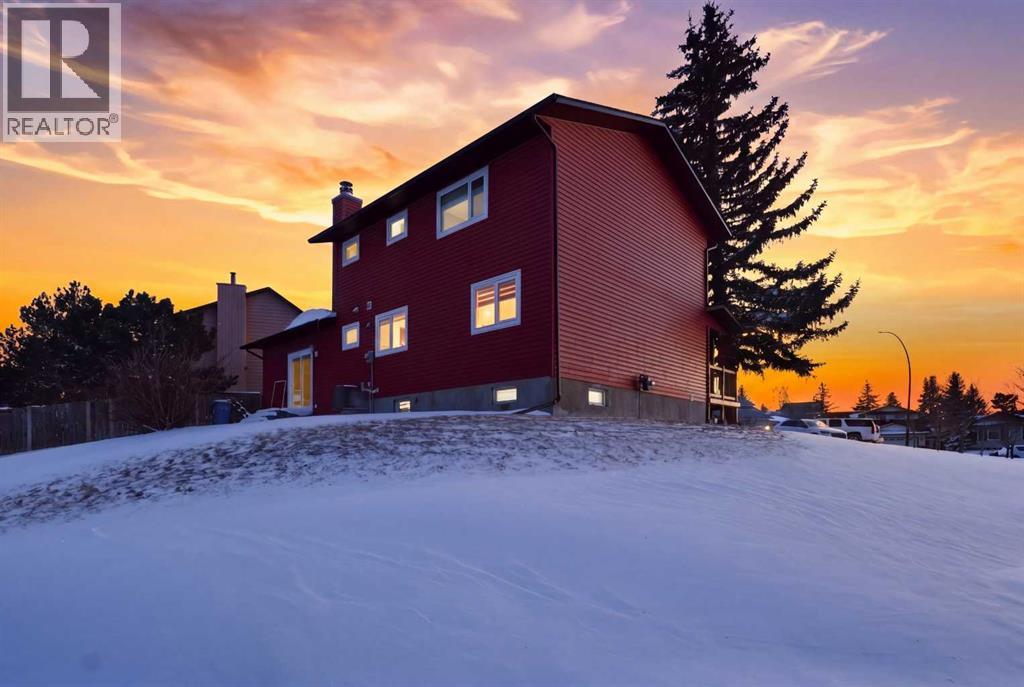 51 Beddington Green Ne, Calgary, Alberta  T3K 1M7 - Photo 2 - A2307437