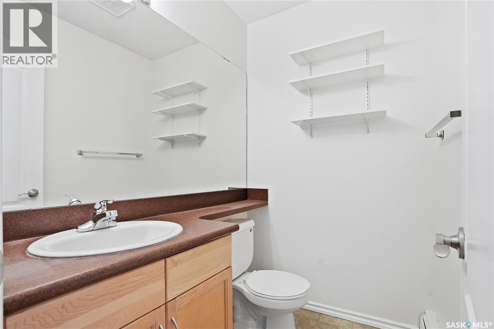 301 E 1121 Mckercher Drive, Saskatoon, Saskatchewan  S7H 5B8 - Photo 24 - SK035911