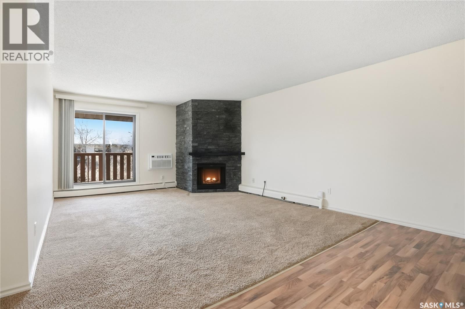 301 E 1121 Mckercher Drive, Saskatoon, Saskatchewan  S7H 5B8 - Photo 5 - SK035911