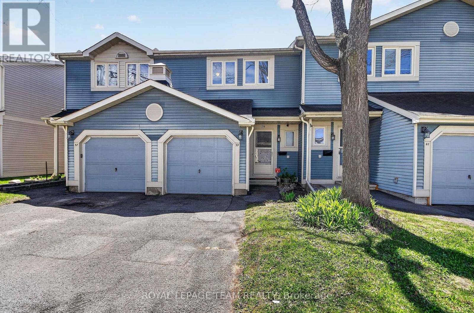 39 SAXTON PRIVATE, Ottawa, Ontario