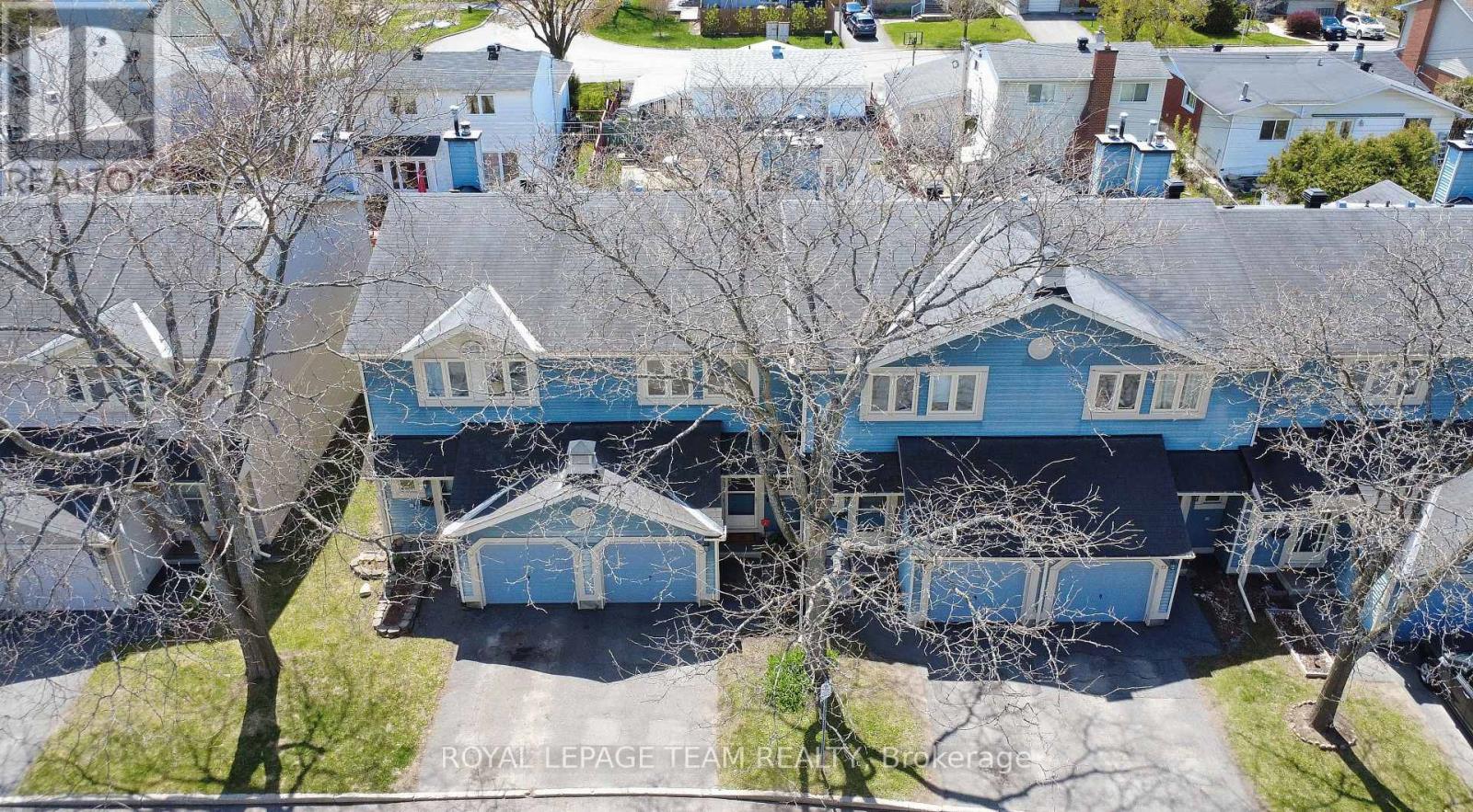39 Saxton Private, Ottawa, Ontario K2H 9P3 - Photo 2 - X13125172