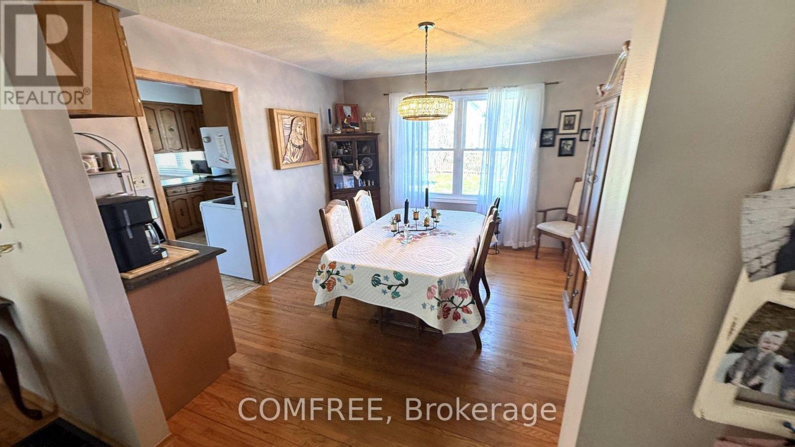 4088 Florence Avenue, Petrolia, Ontario N0N 1R0 - Photo 7 - X13125178