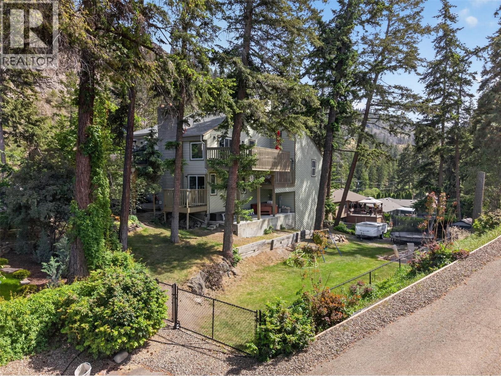 442 Clifton Road N, Kelowna, British Columbia  V1V 1H1 - Photo 6 - 10374729