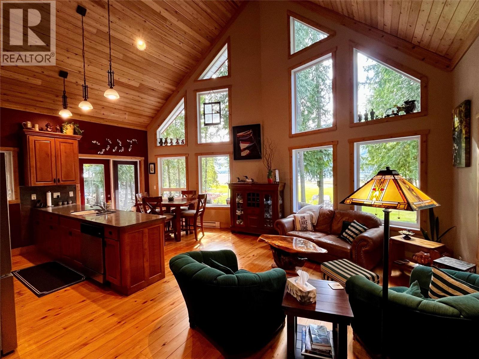 516 Bayview Road, Nakusp, British Columbia  V0G 1R1 - Photo 9 - 10387093