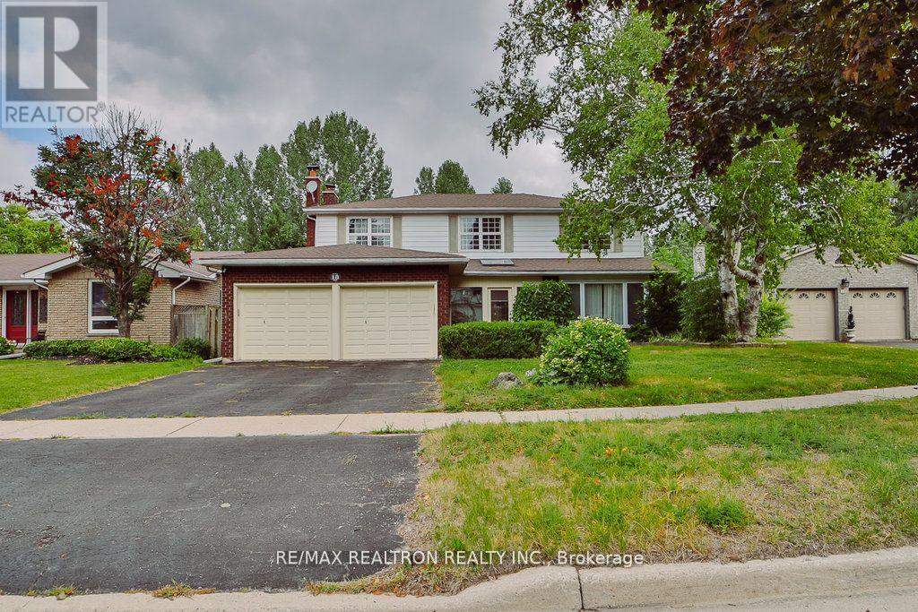 18 Debra Crescent, Barrie, Ontario  L4N 3T1 - Photo 1 - S13125148