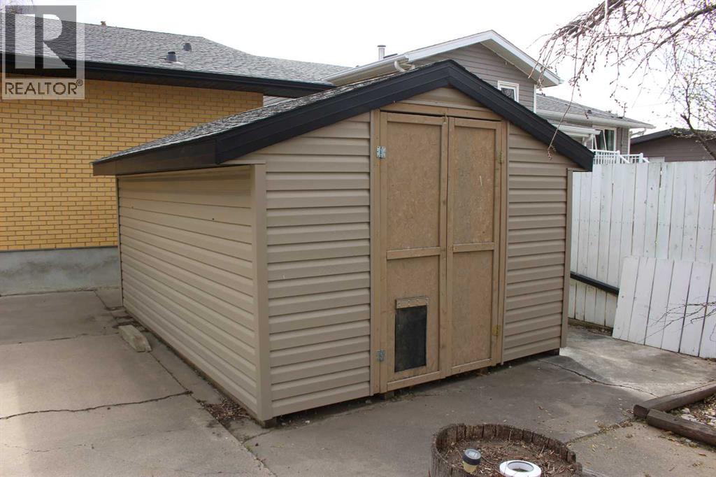 416 7th Street, Picture Butte, Alberta  T0K 1V0 - Photo 39 - A2296618