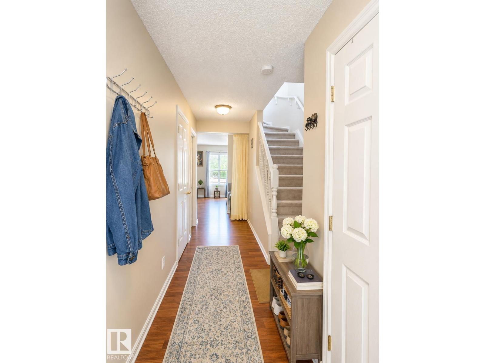 704 83 St Sw, Edmonton, Alberta  T6X 1L6 - Photo 2 - E4487064
