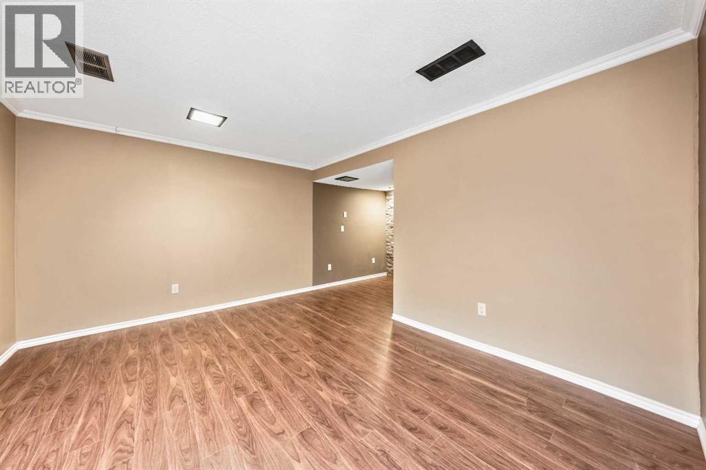 120 Pennsburg Way SE, Calgary, Alberta  T2A 2J5 - Photo 22 - A2308666