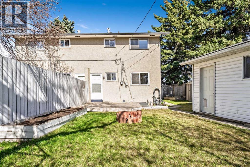 120 Pennsburg Way SE, Calgary, Alberta  T2A 2J5 - Photo 30 - A2308666