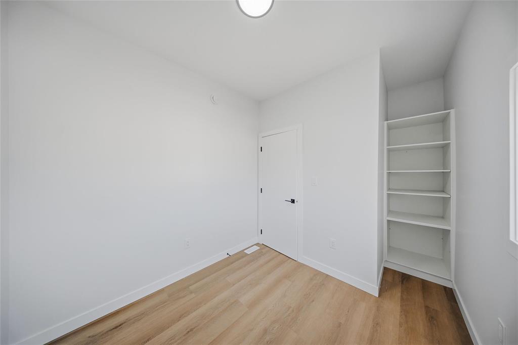 1327 Manitoba Avenue, Winnipeg, Manitoba  R2X 0K8 - Photo 16 - 202610462