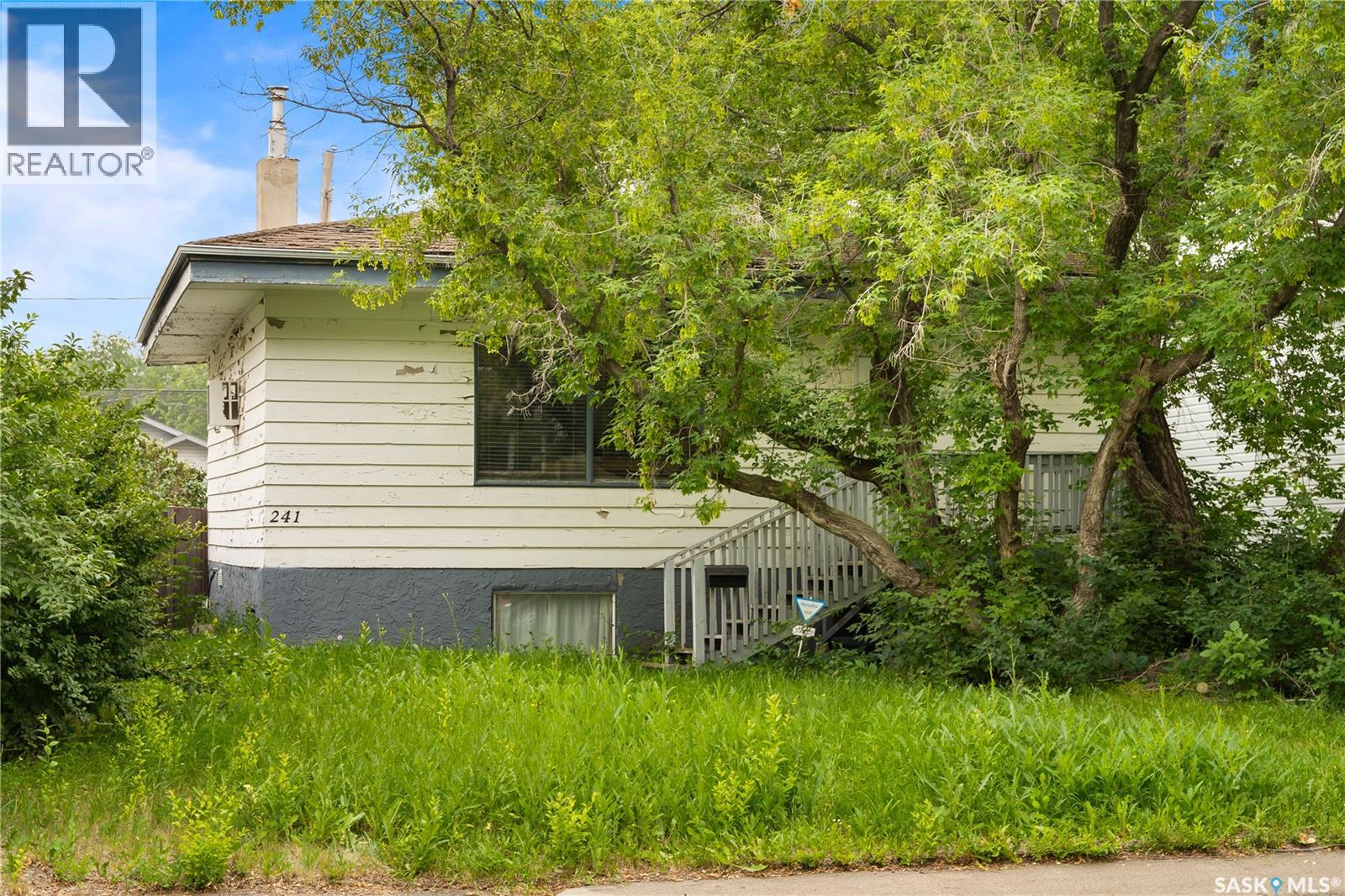 241 St John Street, Regina, Saskatchewan  S4R 1P8 - Photo 1 - SK035839