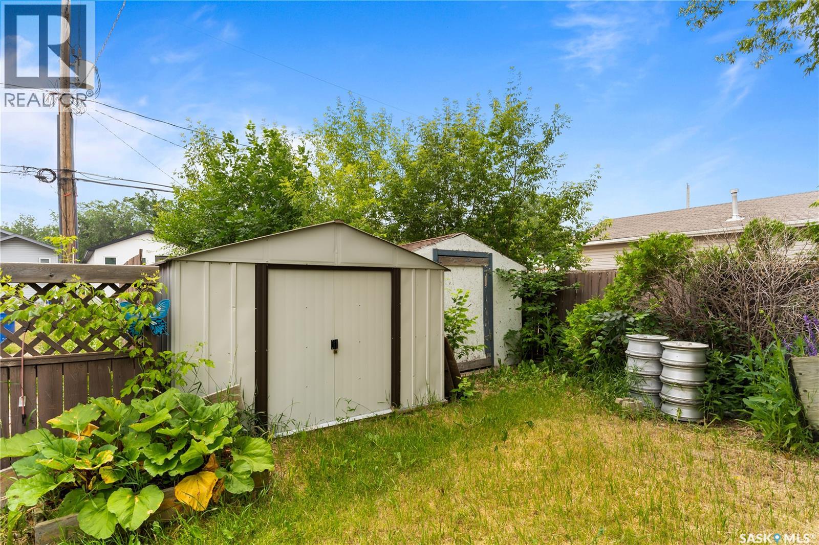 241 St John Street, Regina, Saskatchewan  S4R 1P8 - Photo 3 - SK035839