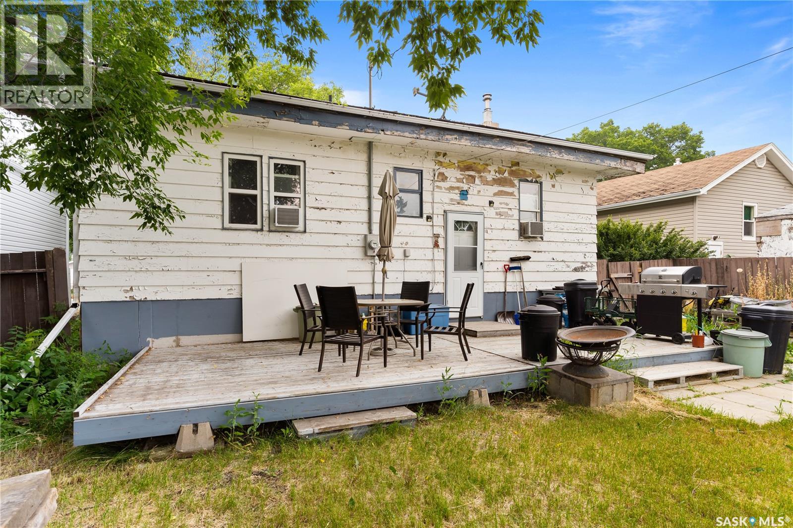 241 St John Street, Regina, Saskatchewan  S4R 1P8 - Photo 4 - SK035839