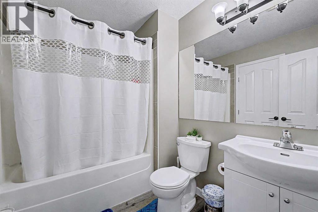 402, 2005 Luxstone Boulevard Sw, Airdrie, Alberta  T4B 3J9 - Photo 32 - A2309648