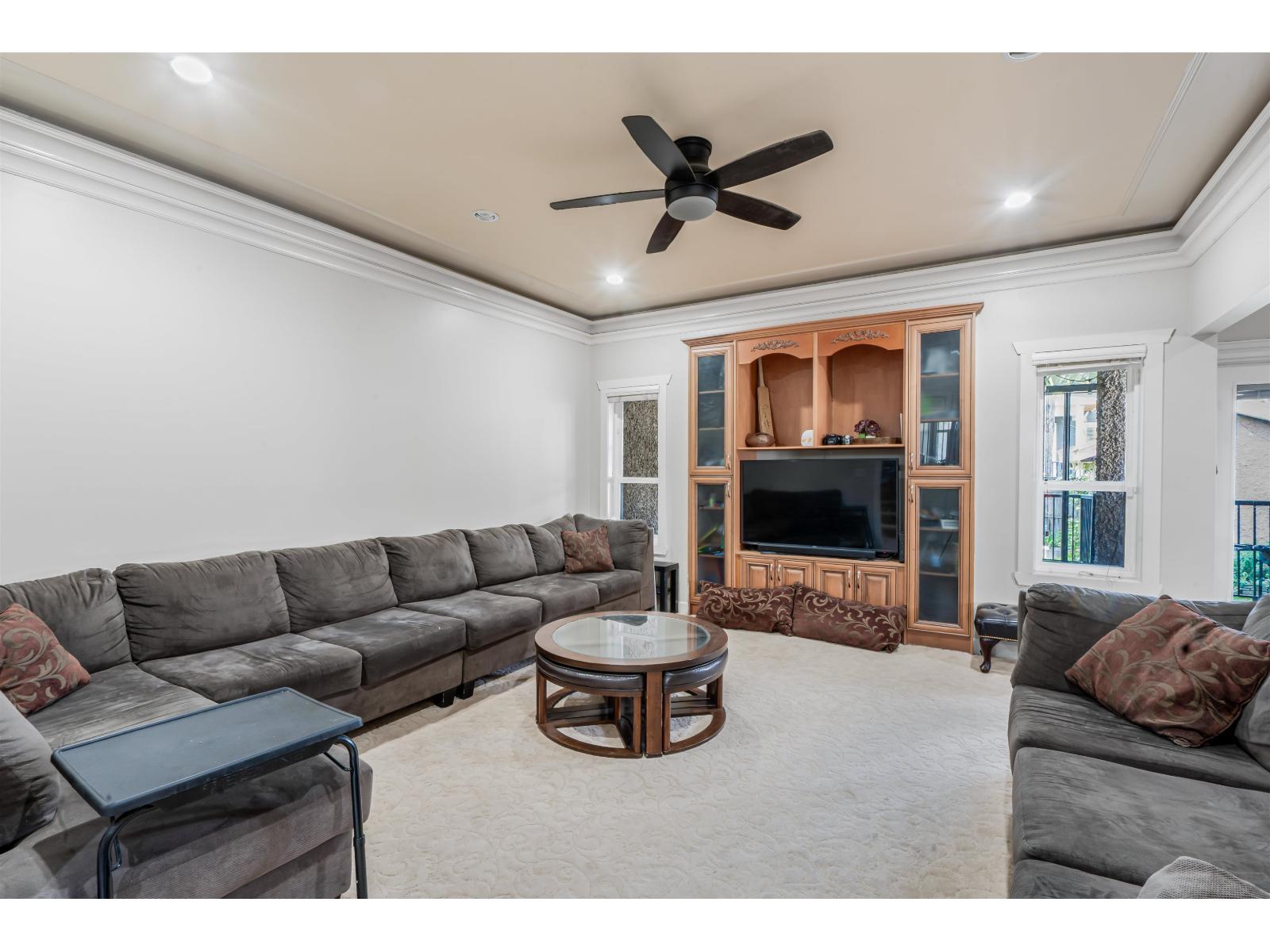6753 134a Street, Surrey, British Columbia  V3W 5W2 - Photo 8 - R3123402