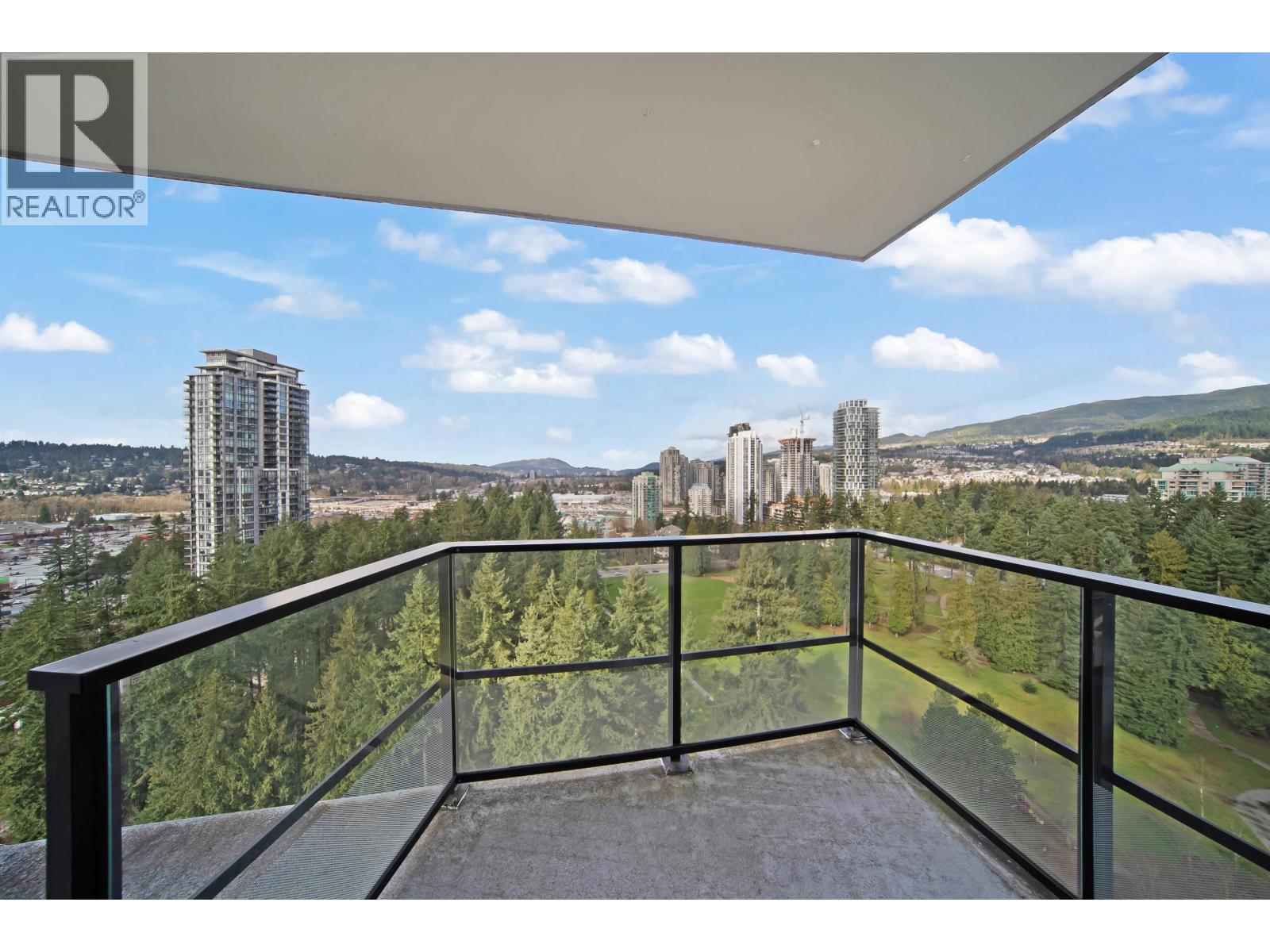 2205 3096 Windsor Gate, Coquitlam, British Columbia  V3B 0P4 - Photo 13 - R3122614
