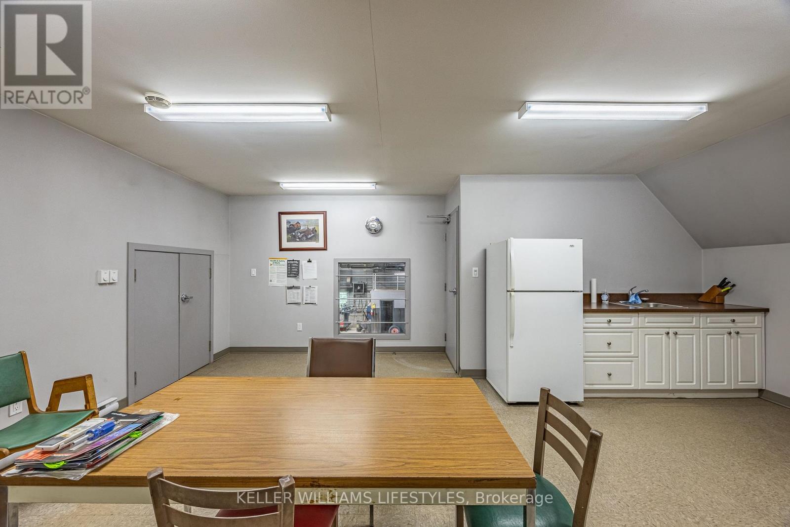 163 Ailsa Craig Main Street, North Middlesex, Ontario  N0M 1A0 - Photo 25 - X13116254