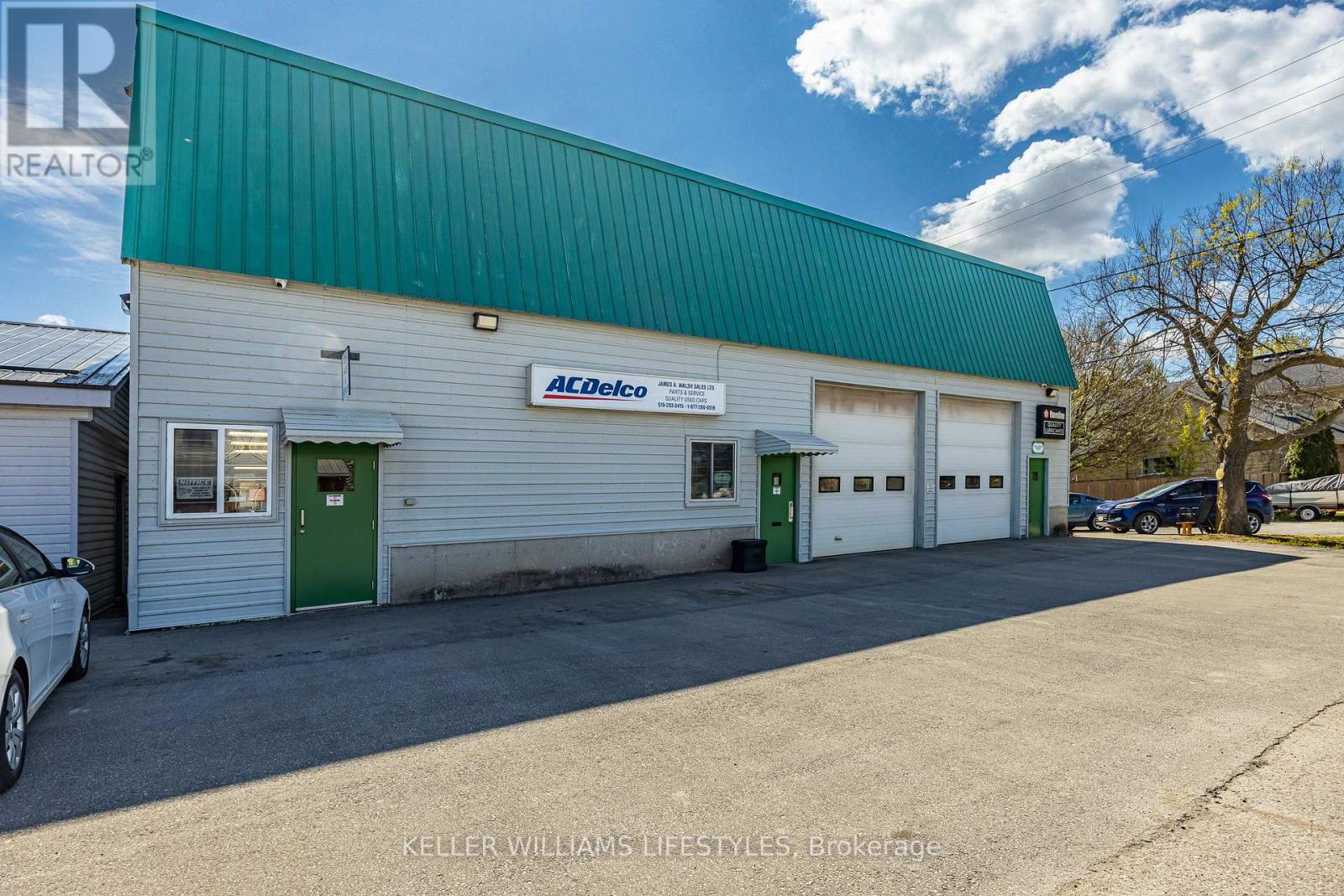 163 Ailsa Craig Main Street, North Middlesex, Ontario  N0M 1A0 - Photo 7 - X13116254