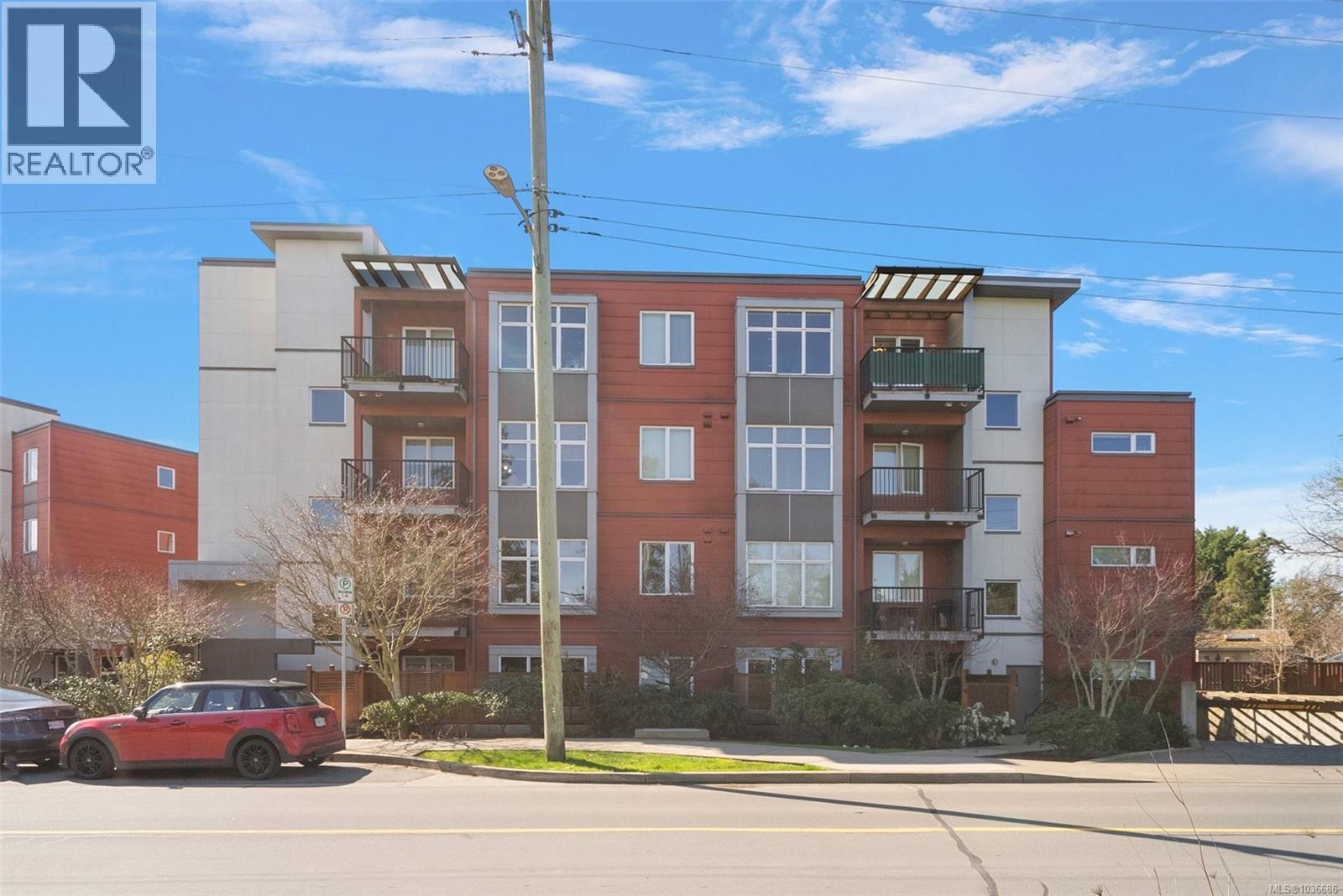 405 4040 Borden St, Saanich, British Columbia  V8X 2E9 - Photo 1 - 1036686
