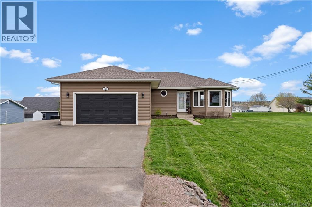 120 Alouette, Memramcook, New Brunswick  E4K 1Z6 - Photo 1 - NB139294