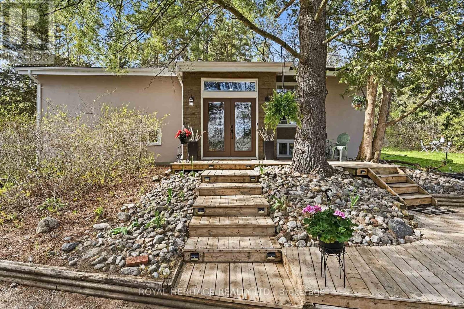 30 STOCKDALE ROAD, quinte west (murray ward), Ontario