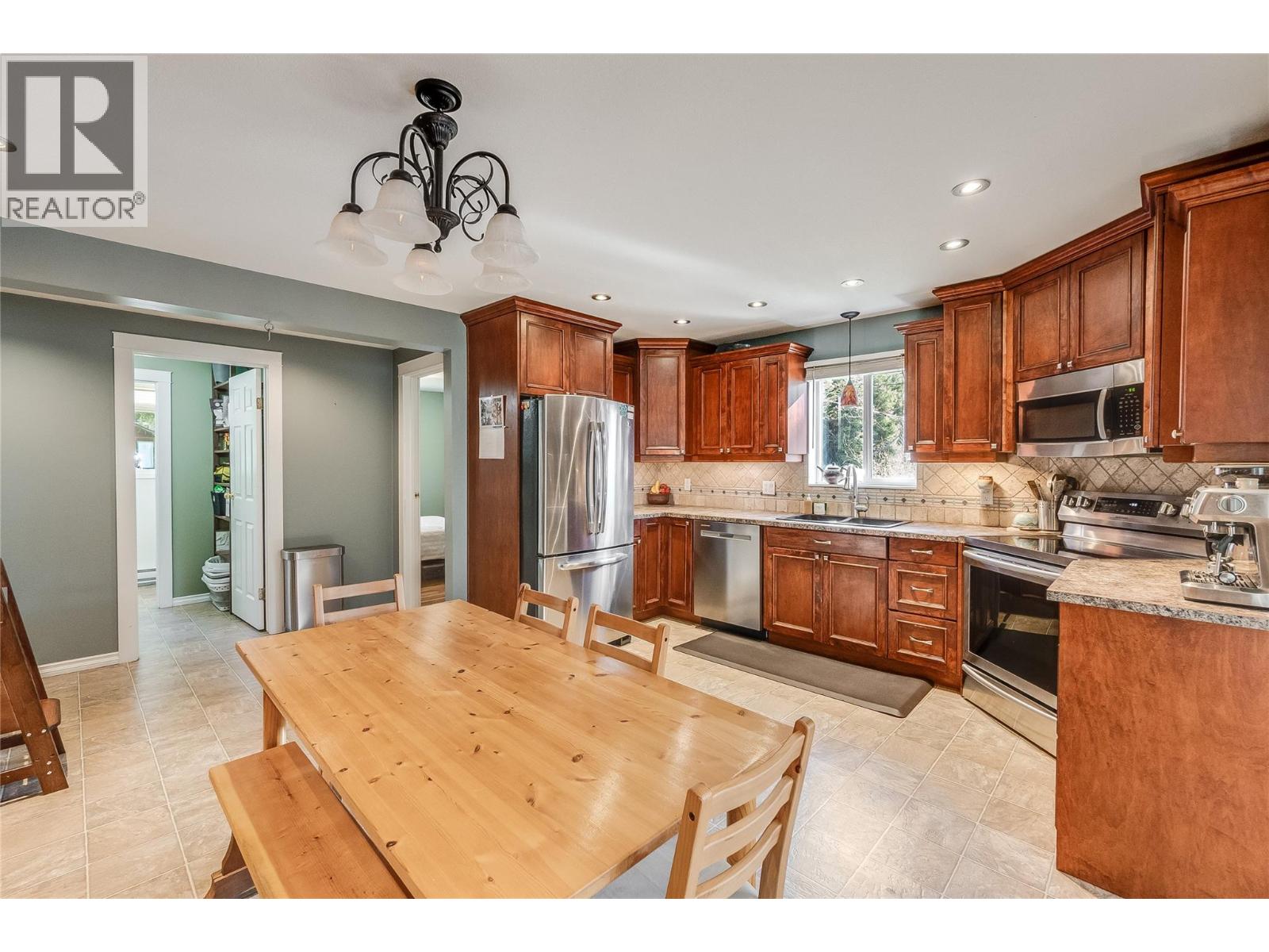 2451 Cunningham Road, Slocan Park, British Columbia  V0G 2E0 - Photo 27 - 10383257