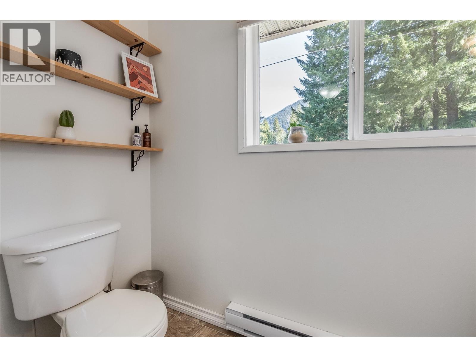2451 Cunningham Road, Slocan Park, British Columbia  V0G 2E0 - Photo 21 - 10383257