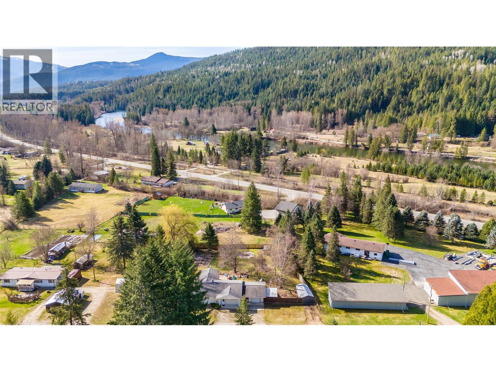 2451 Cunningham Road, Slocan Park, British Columbia  V0G 2E0 - Photo 58 - 10383257