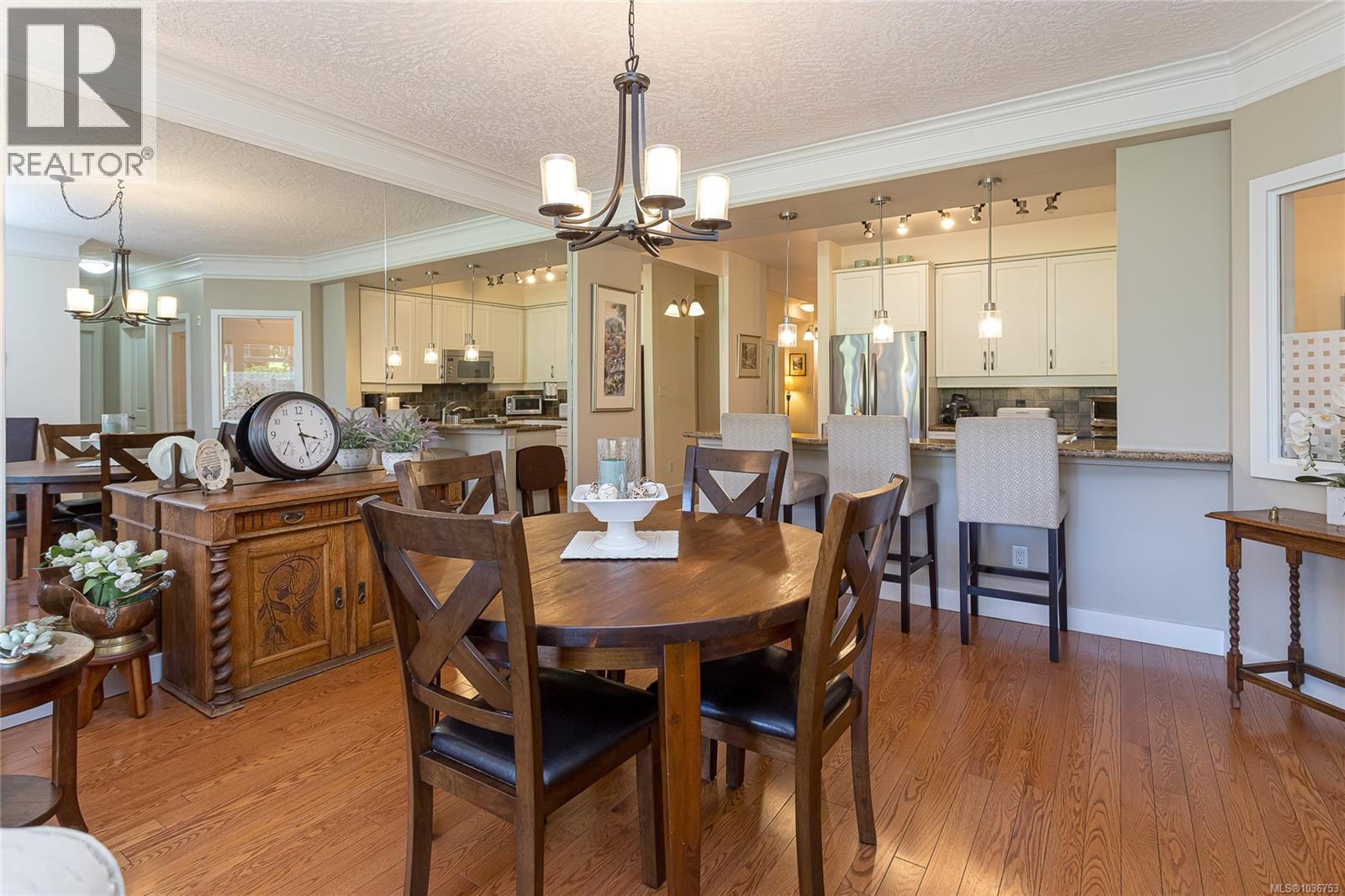 104d 1115 Craigflower Rd, Esquimalt, British Columbia V9A 7R1 - Photo 8 - 1036753