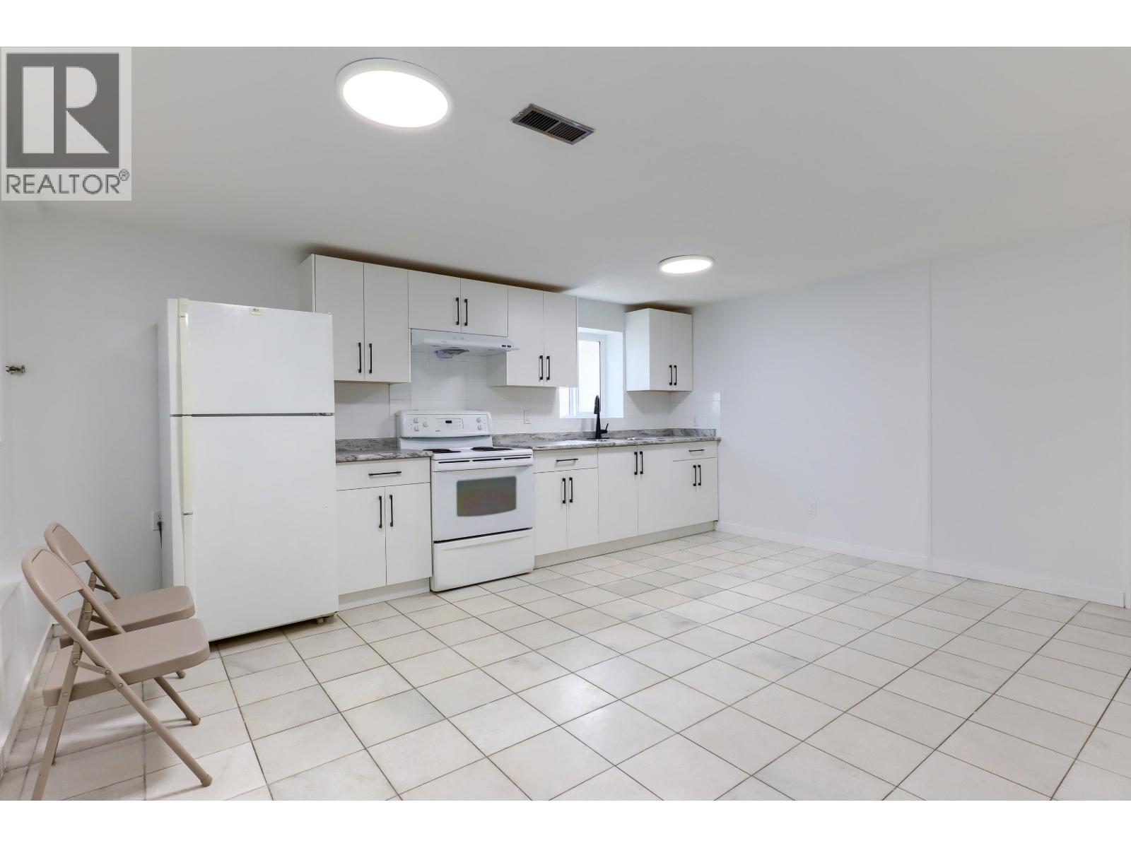 1743 E 49th Avenue, Vancouver, British Columbia  V5P 1T1 - Photo 12 - R3123161