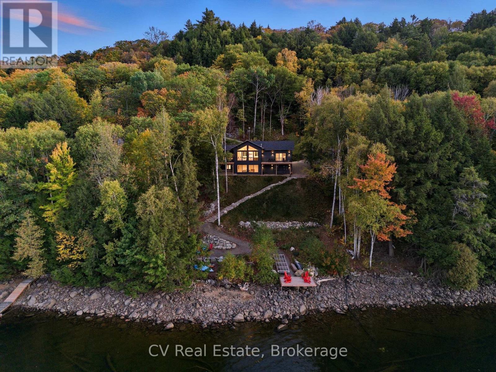 1399 BAYBREEZE LANE, Dysart et al, Ontario