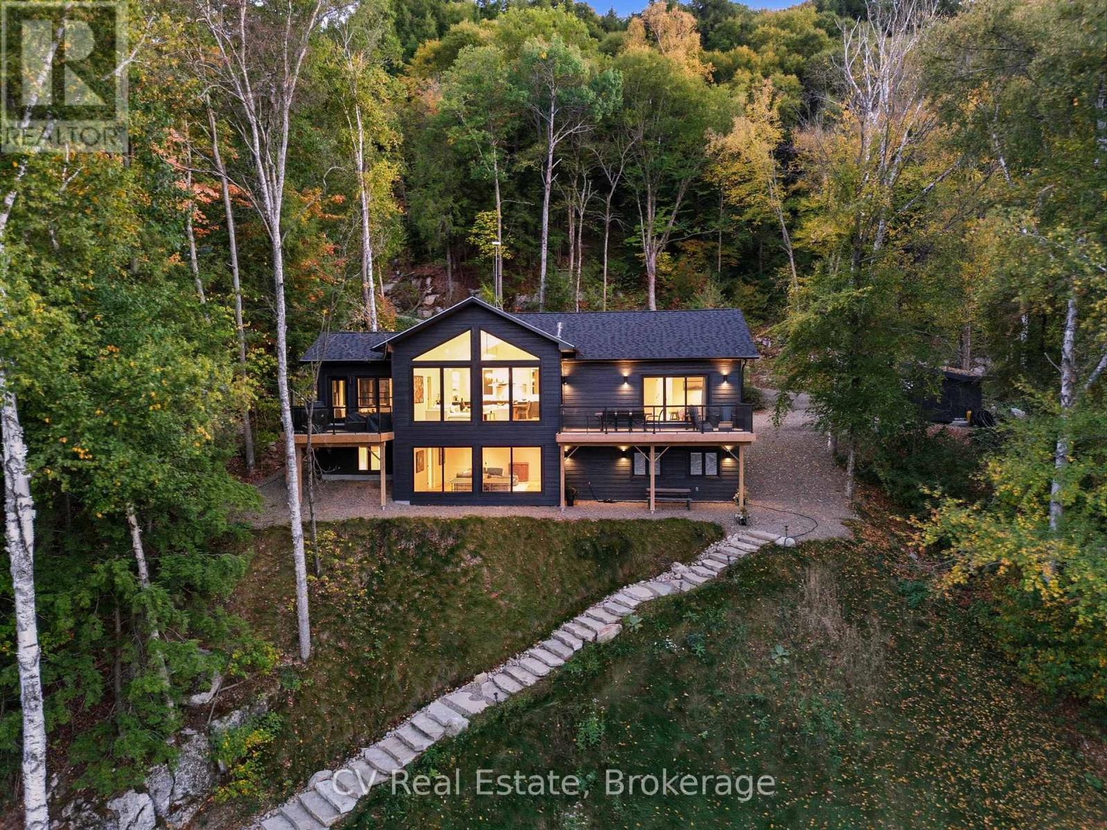 1399 Baybreeze Lane, Dysart Et Al, Ontario  K0M 1S0 - Photo 2 - X13125200