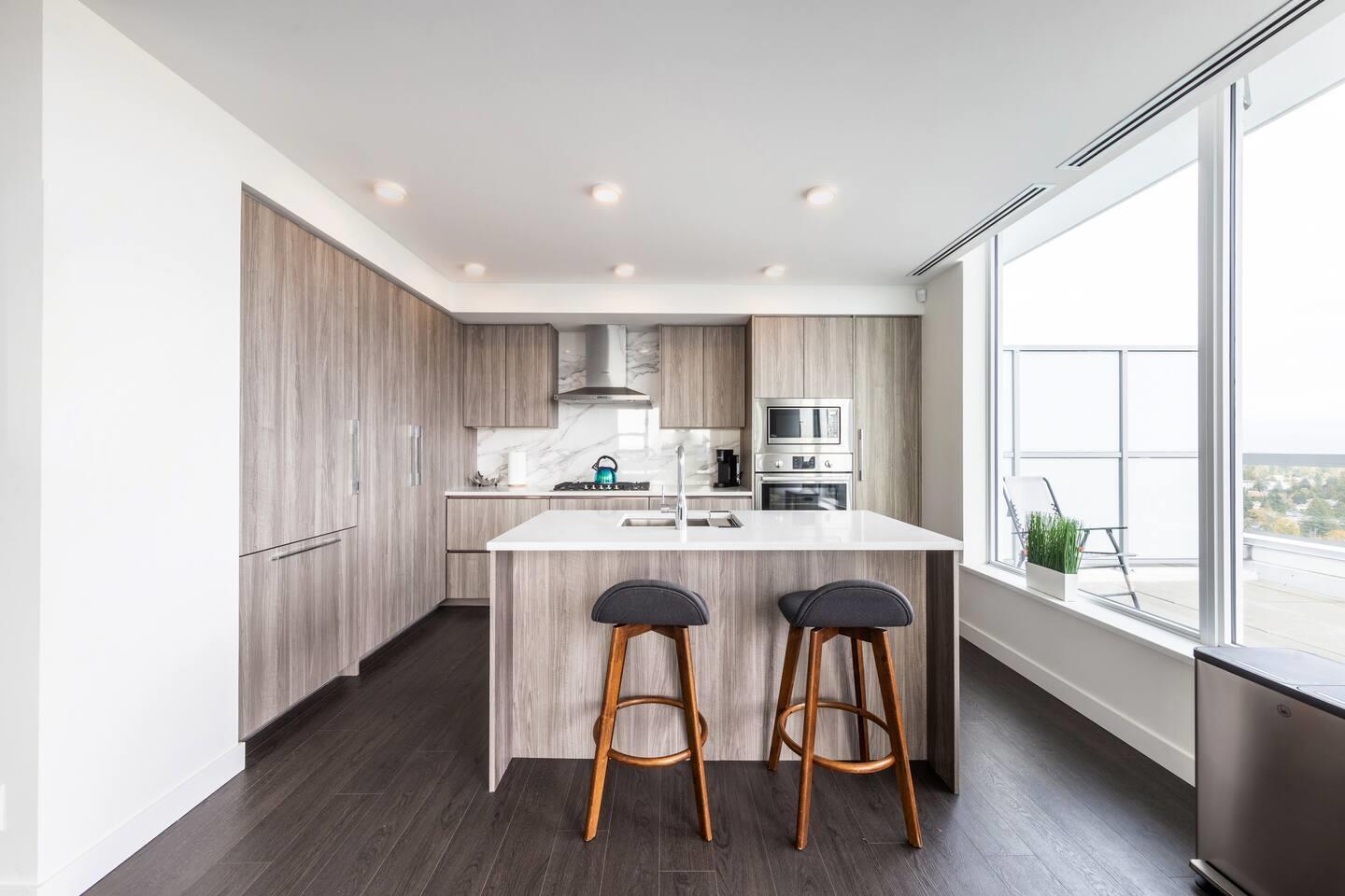 3602 13778 100 Avenue, Surrey, British Columbia  V3T 0V3 - Photo 5 - R3123528