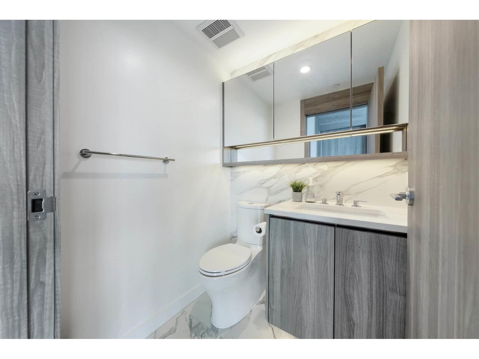 3602 13778 100 Avenue, Surrey, British Columbia  V3T 0V3 - Photo 12 - R3123528