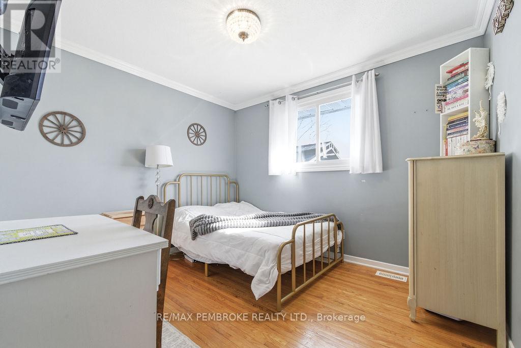 70 Selkirk Street, Petawawa, Ontario  K8H 1P4 - Photo 21 - X13125192